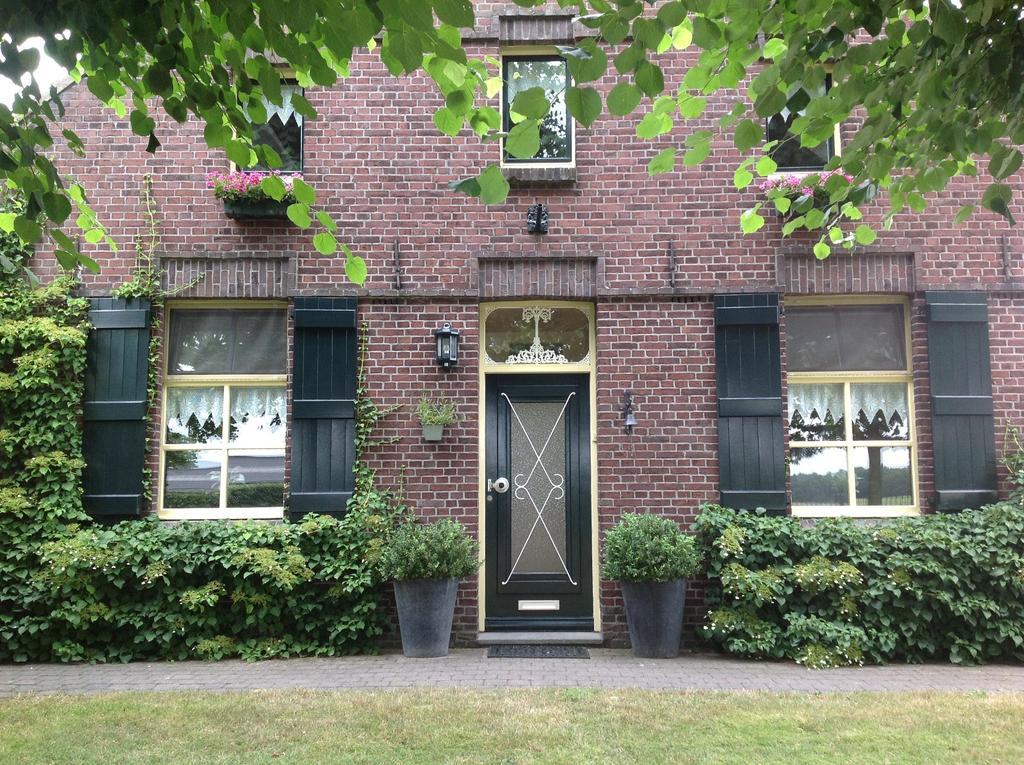 Hoeve Het Verre Einder Heythuysen Bilik gambar